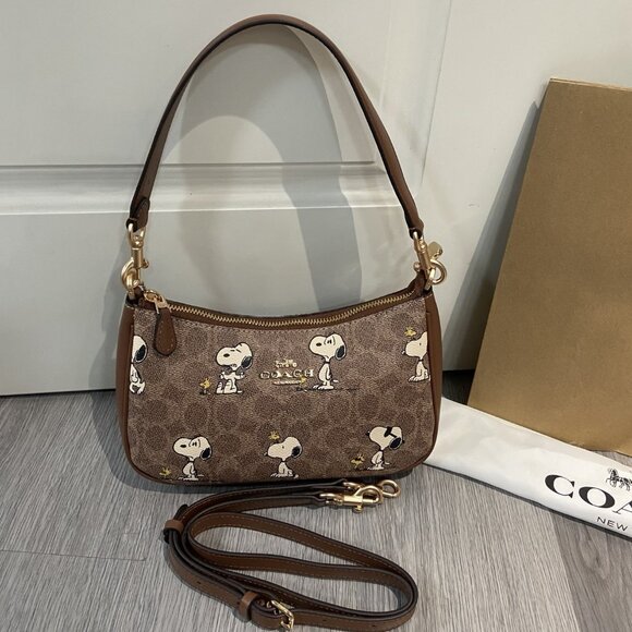 Coach x Snoopy Signature Canvas Shoulder Bag – Authentic, brand New